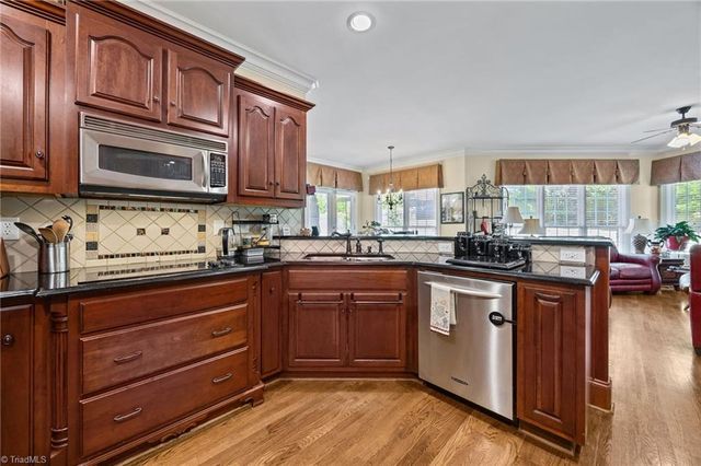 2403 North Beech Lane, Greensboro, NC 27455