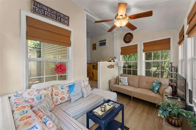 169 Magnificent Way, Cleveland, GA 30528