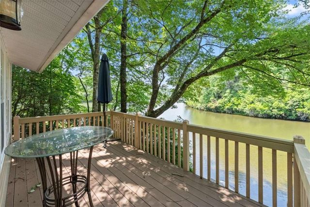 169 Magnificent Way, Cleveland, GA 30528