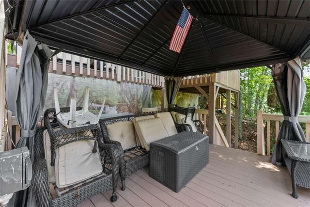 169 Magnificent Way, Cleveland, GA 30528