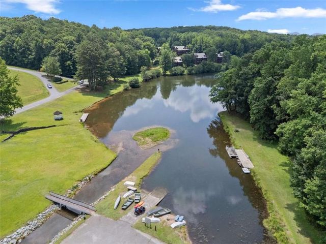 169 Magnificent Way, Cleveland, GA 30528