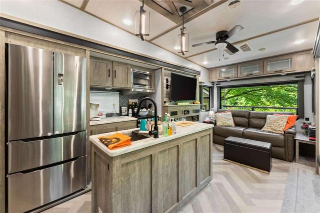 169 Magnificent Way, Cleveland, GA 30528