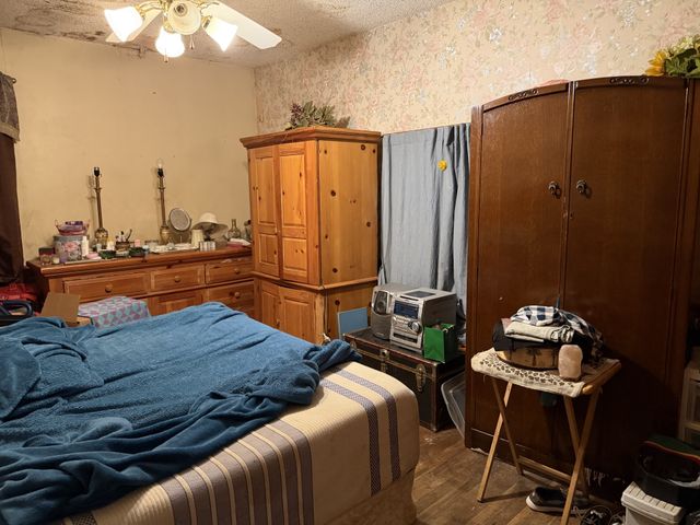 1032 W Oak Street A, Weatherford, TX 76086