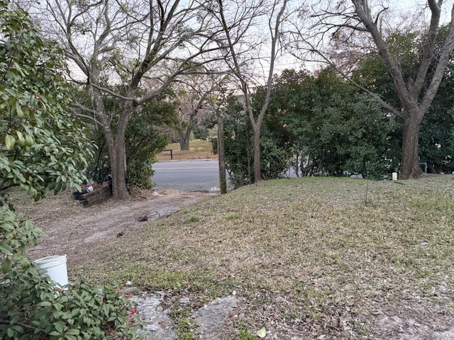 1032 W Oak Street A, Weatherford, TX 76086