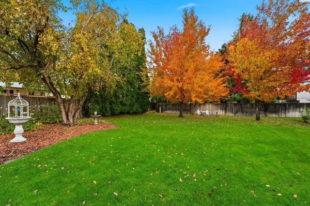 1748 Duluth St., Richland, WA 99354