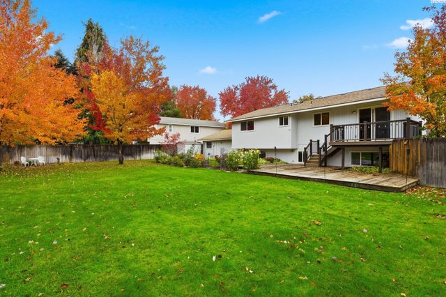 1748 Duluth St., Richland, WA 99354