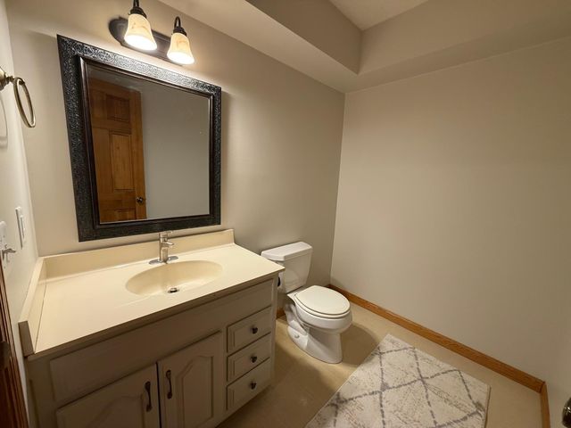 9828 Greenspruce Avenue N, Brooklyn Park, MN 55443