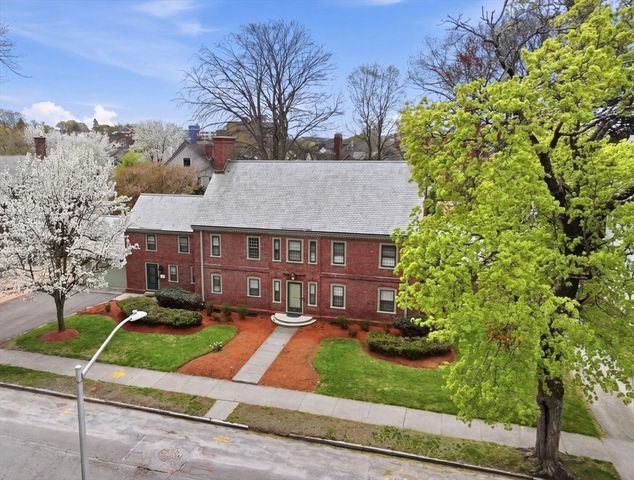 81 William Street, Worcester, MA 01609