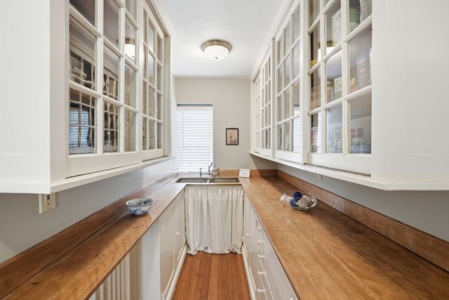 81 William Street, Worcester, MA 01609