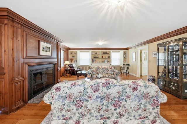 81 William Street, Worcester, MA 01609