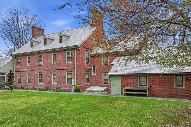 81 William Street, Worcester, MA 01609