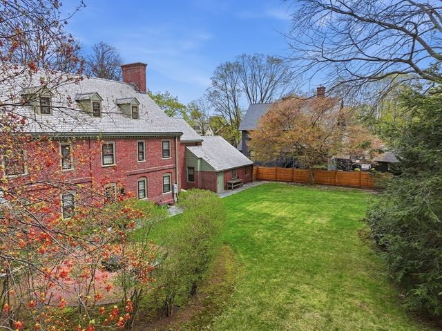 81 William Street, Worcester, MA 01609