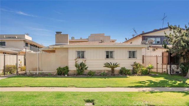 10636 Crenshaw Blvd, Inglewood, CA 90303