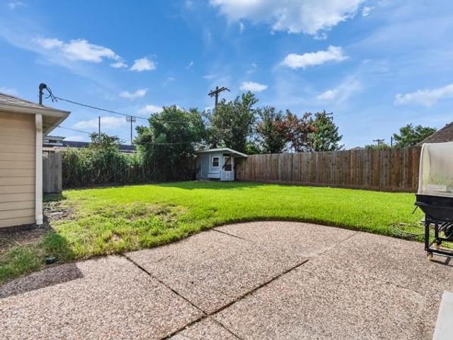 2103 Longhorn Drive, Houston, TX 77080
