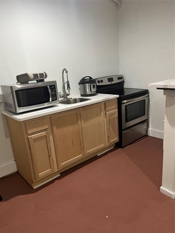 1111 Belaya Lane, Houston, TX 77090