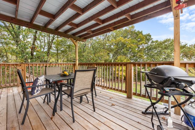 499 Black Coyote Trail, Galena, MO 65656