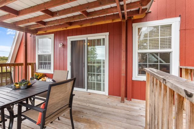 499 Black Coyote Trail, Galena, MO 65656