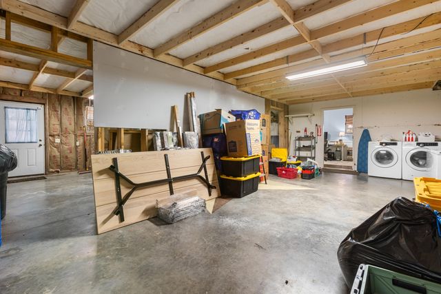 499 Black Coyote Trail, Galena, MO 65656