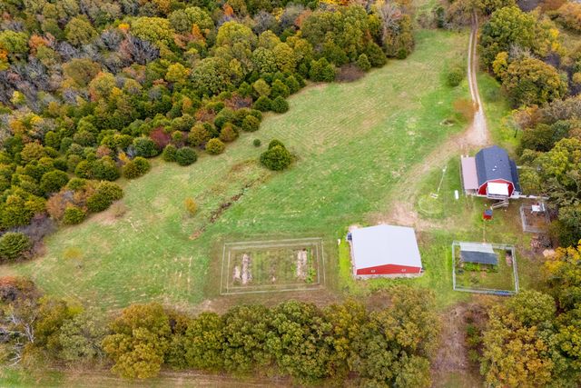 499 Black Coyote Trail, Galena, MO 65656