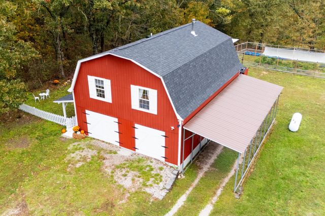 499 Black Coyote Trail, Galena, MO 65656