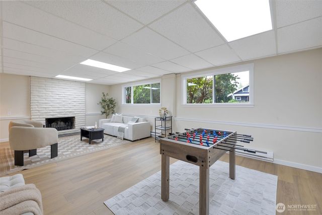 7727 27th Avenue NW, Seattle, WA 98117