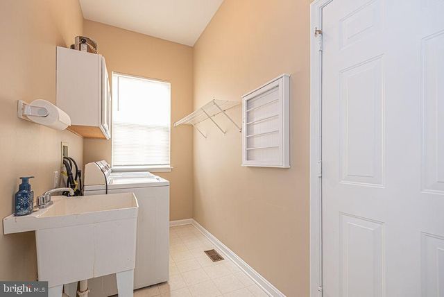 8 LONG POINT CT, Ocean Pines, MD 21811