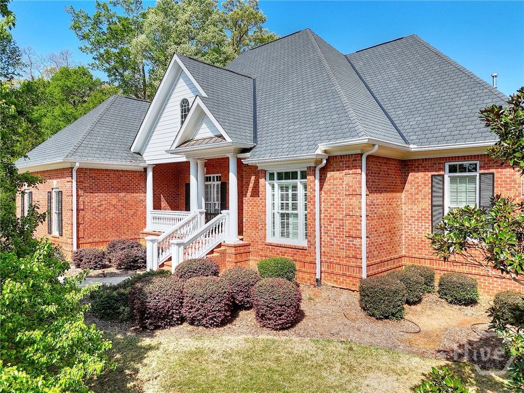 Image 2 of property listing at 1690 McFall, Watkinsville, GA 30677