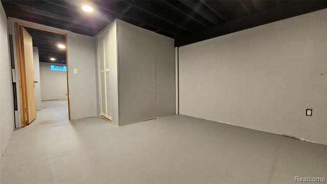 466 Lyon Boulevard, South Lyon, MI 48178