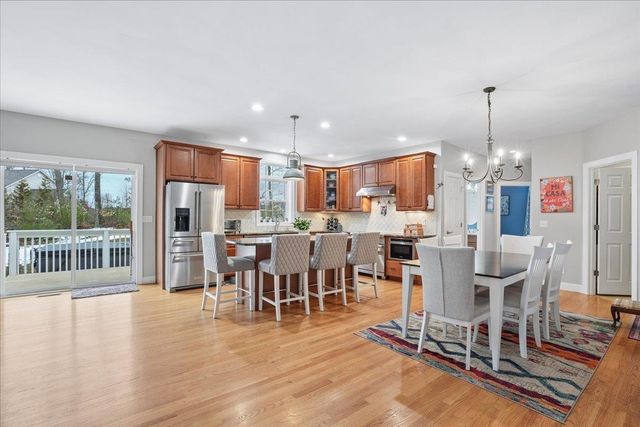 71 Overlook Drive, Dunbarton, NH 03046