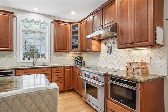 71 Overlook Drive, Dunbarton, NH 03046