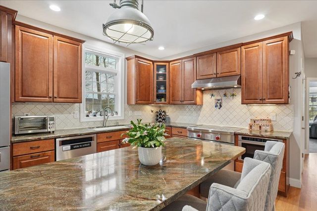 71 Overlook Drive, Dunbarton, NH 03046