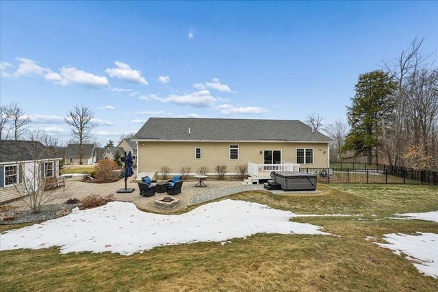 71 Overlook Drive, Dunbarton, NH 03046