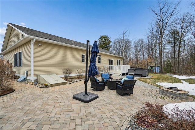 71 Overlook Drive, Dunbarton, NH 03046