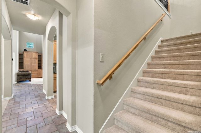 855 LANTANA RDG, Spring Branch, TX 78070
