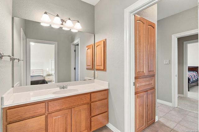 855 LANTANA RDG, Spring Branch, TX 78070