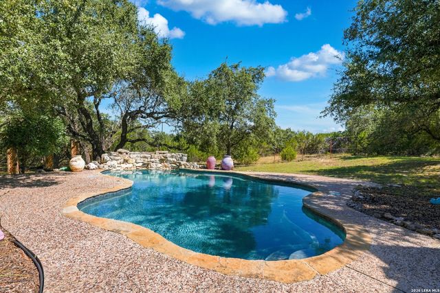 855 LANTANA RDG, Spring Branch, TX 78070