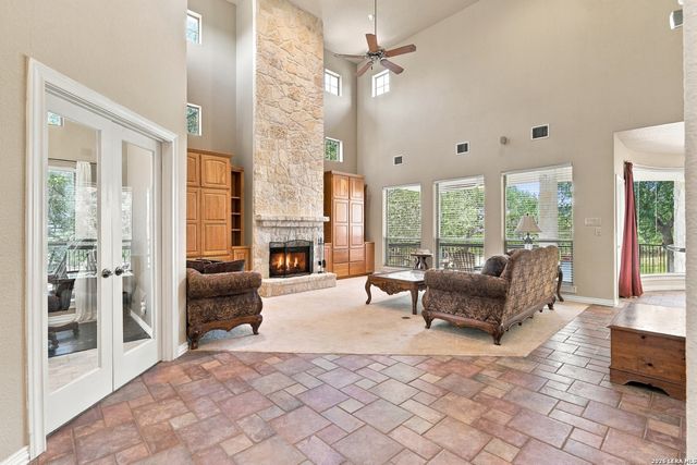 855 LANTANA RDG, Spring Branch, TX 78070