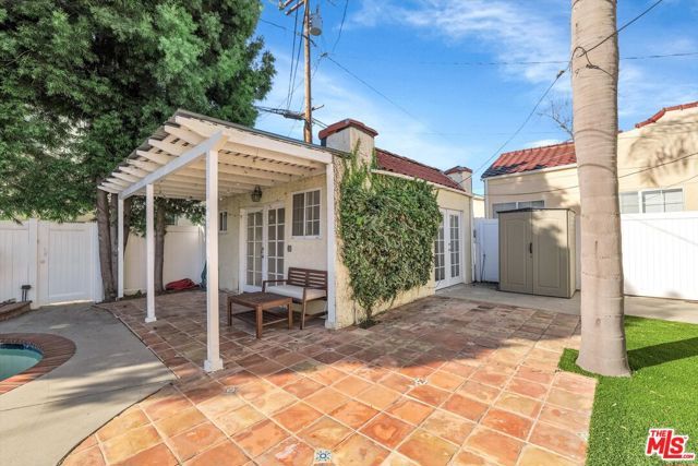 205 S Canon Drive, Beverly Hills, CA 90212