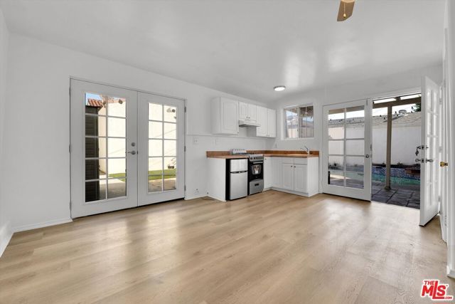 205 S Canon Drive, Beverly Hills, CA 90212