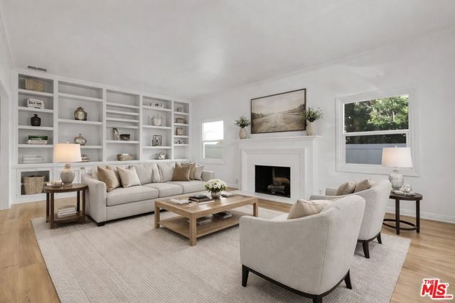 205 S Canon Drive, Beverly Hills, CA 90212