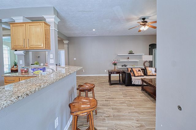 2123 Meadow Park Circle, Missouri City, TX 77459