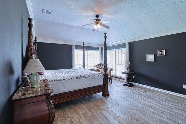 2123 Meadow Park Circle, Missouri City, TX 77459