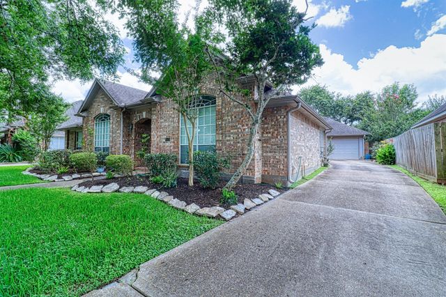 2123 Meadow Park Circle, Missouri City, TX 77459