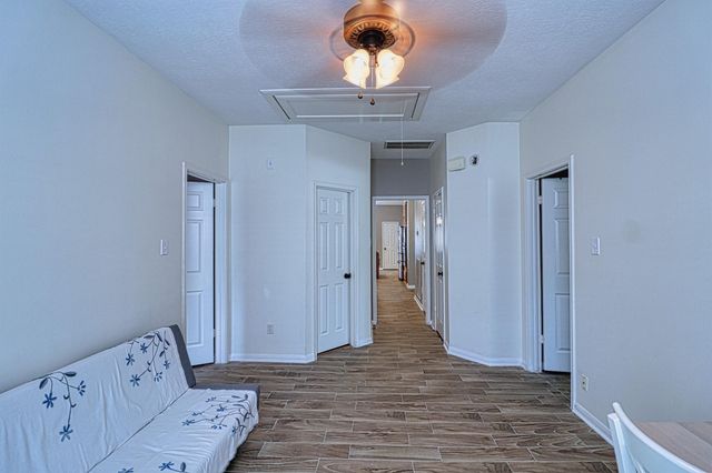 2123 Meadow Park Circle, Missouri City, TX 77459
