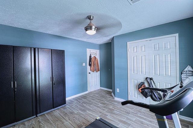 2123 Meadow Park Circle, Missouri City, TX 77459