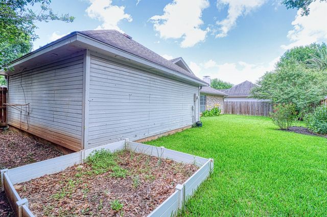 2123 Meadow Park Circle, Missouri City, TX 77459