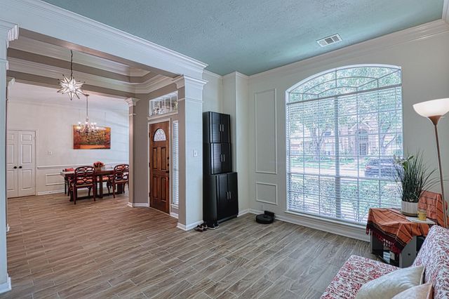 2123 Meadow Park Circle, Missouri City, TX 77459