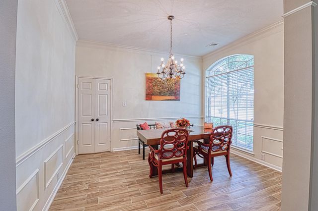 2123 Meadow Park Circle, Missouri City, TX 77459
