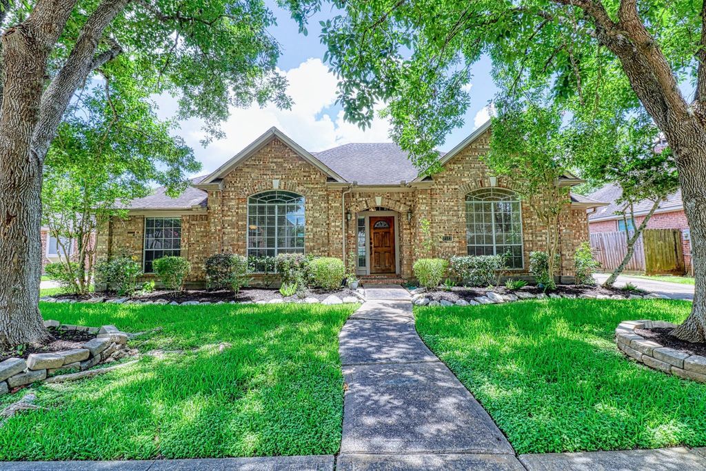 2123 Meadow Park Circle, Missouri City, TX 77459