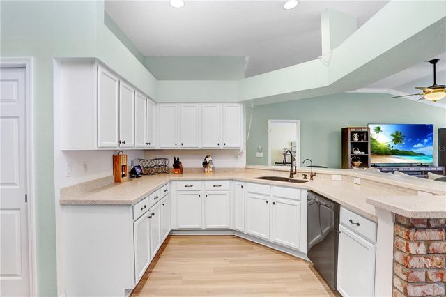 1209 SPOTTED LILAC LANE, Plant City, FL 33563